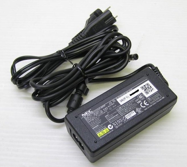  free shipping /NEC original AC adapter ADP67-ADP62 PC-VP-BP40 15V PC-LA700DD correspondence /19V model un- possible 