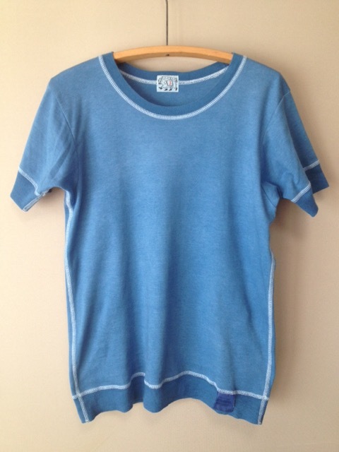 ほぼ未使用　TENDER Co. テンダー 製品染め カットソー Tシャツ サイズ３ 水色 ライトブルー イギリス製_画像1