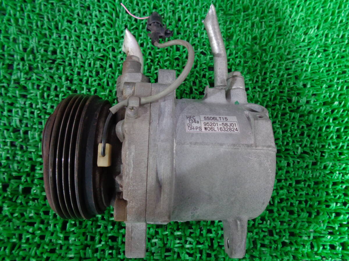 * MG22S Moco air conditioner compressor *