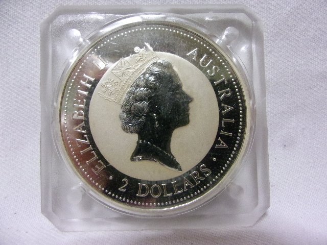 エリザベスⅡ世1995年オーストラリア記念プルーフ純銀製２オンス銀貨★２ドル銀貨６２ｇクッカバラ／カワセミ★透明プラスチックケース入_画像2