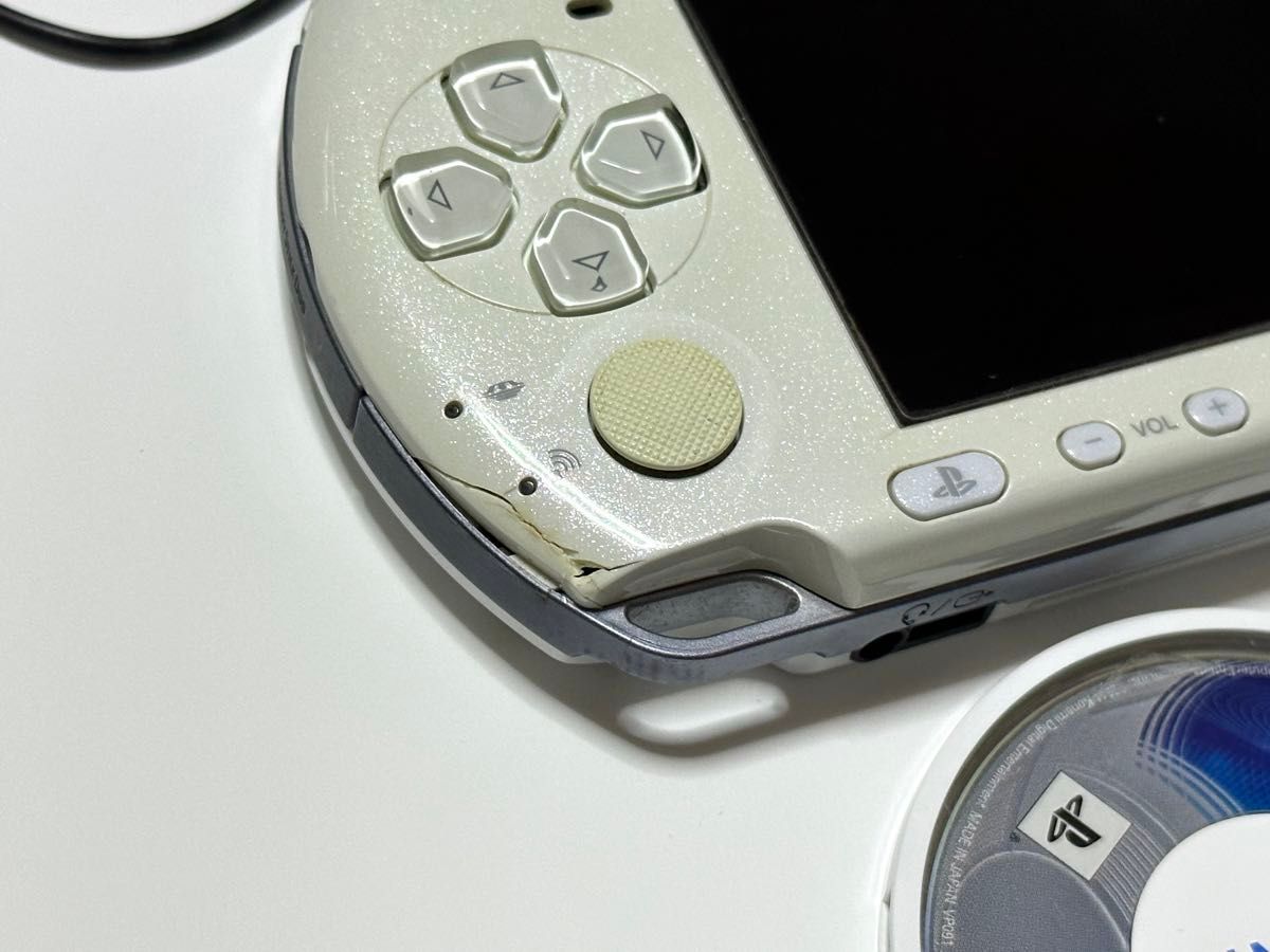 プレイステーションポータブル PSP-3000 PW パールホワイト ジャンク品 