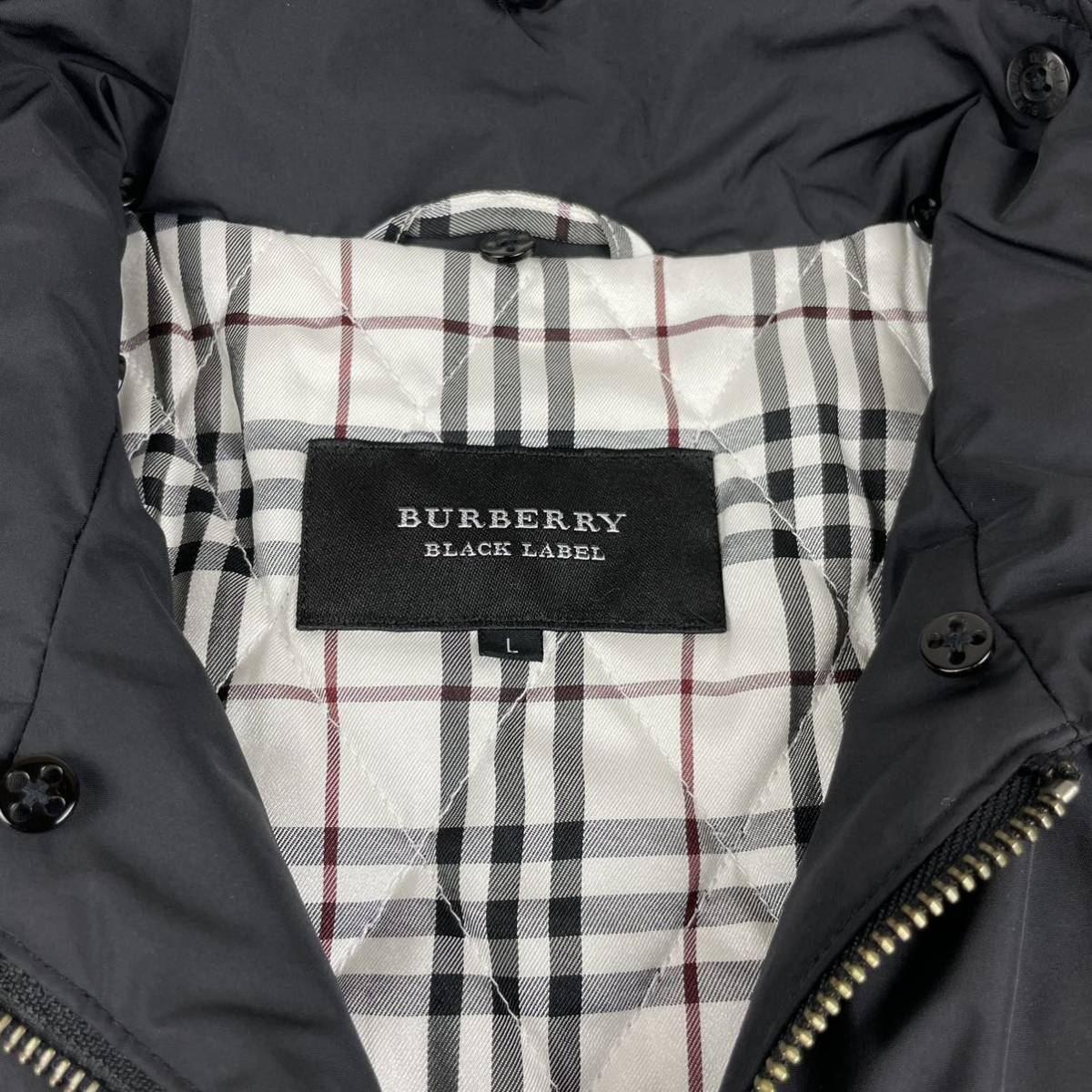 100円スタート　美品　BURBERRY BLACK LABEL ジップアップナイロンジャケット黒ブルゾン バーバリーブラックレーベル ノバチェック 白_画像5