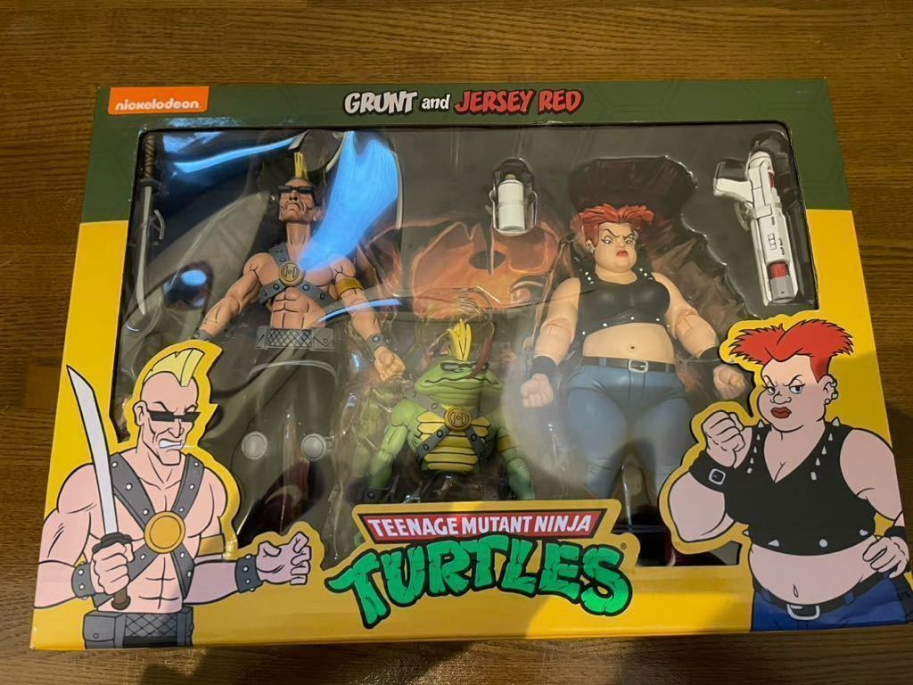 NECA TMNT Turtles Cartoon Grunt & Jersey Red 2 - pack NECA TMNT Turtles Cartoon Grunt & Jersey Red 2 - pack