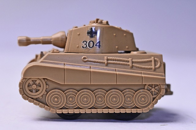 【コンバット チョロＱ】138★KING-TIGER GERMAN TANK★NO.C-14★サンドブラウン★ドイツ軍★1980年代物★TAKARA★タカラ★_画像3