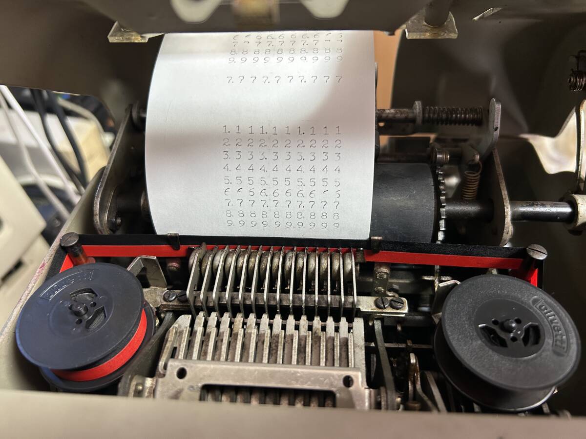 Olivetti Divisumma14 機械式計算機 メンテ済完動品(その他 Olivetti Divisumma14 機械式計算機 メンテ済完動品(その他