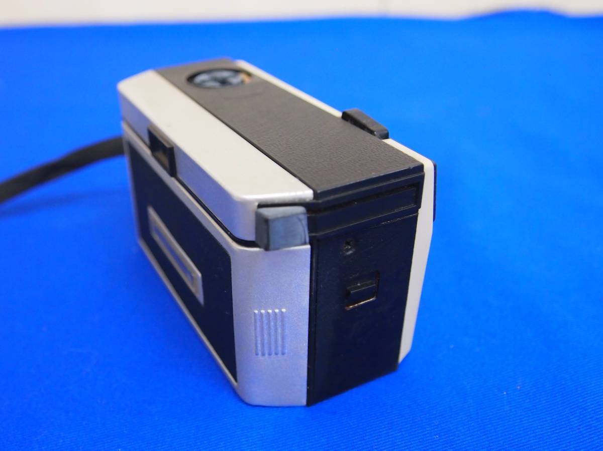 ジャンク品☆昭和レトロ☆ＫＯＤＡＫ☆コダック☆ＩＮＳＴＡＭＡＴＩＣ ＣＡＭＥＲＡ☆インスタマチック◆００７Ｓ４－Ｂ７０２５_画像4