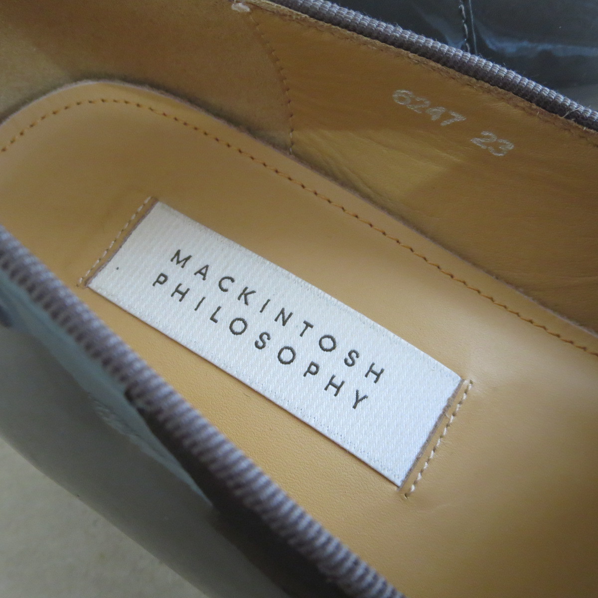 【美品】MACKINTOSH PHILOSOPHY　23.0cm　エナメル　ローファー　グレイッシュ　レディース　革靴　マッキントッシュ フィロソフィー_画像6