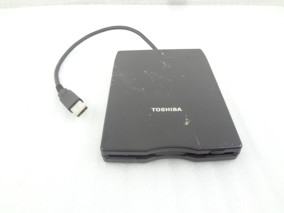 複数入荷 ★TOSHIBA フロッピーディスクドライブ PA3109U-3FDD  外付USB★動作品   の画像1