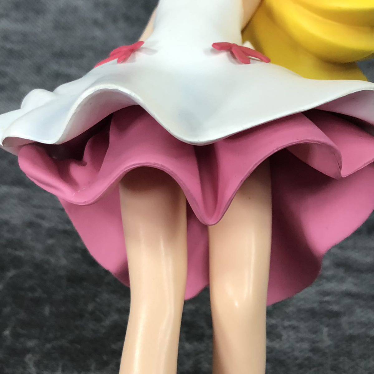 3 -ply packing & immediately shipping!...* monogatari figure * exhibit number : peach ok H* treasure goods.!* box less . appreciation for display 