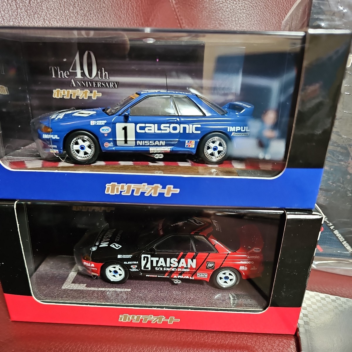 ホリデーオート The 40th Anniversary GT-R Legends CALSONIC NO.1 & TAISAN KLEPPER No.2 未開封 未展示 特別編集ハンドブック付き