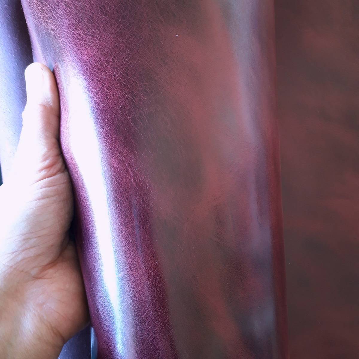 イタリア高級素材 IBIZA イビザ A3サイズ 濃紫(prugna) テンペスティ社 ベジタブルタンニンレザー elbamatt 植物 ヌメ革 道具_画像4