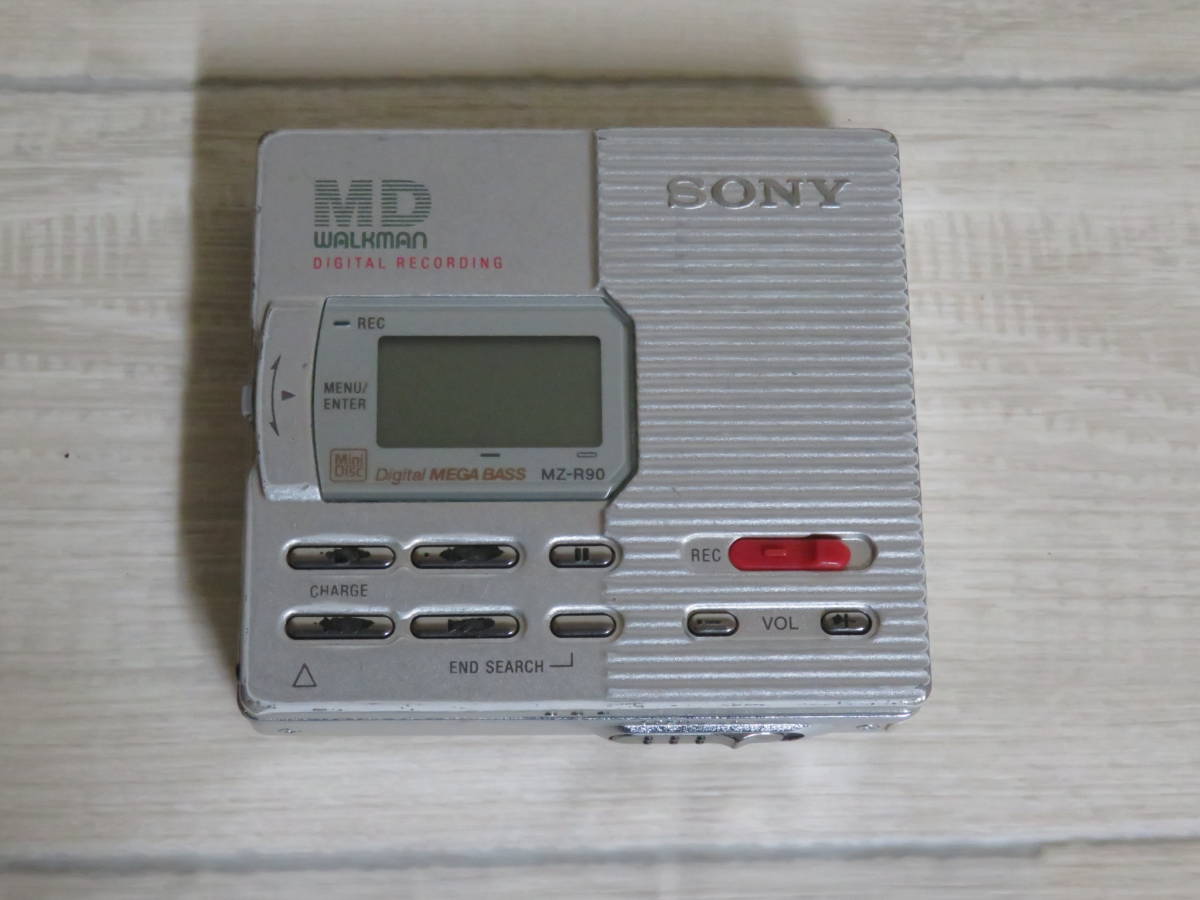 KENWOOD DMC-J7R / DMC-Q77 / SONY WALKMAN MZ-E44 / MZ-R90 / MZ-E90 / SHARP MD-DS33-P / MD-ST500 ポータブルMDプレーヤー 計7点 まとめ_画像8