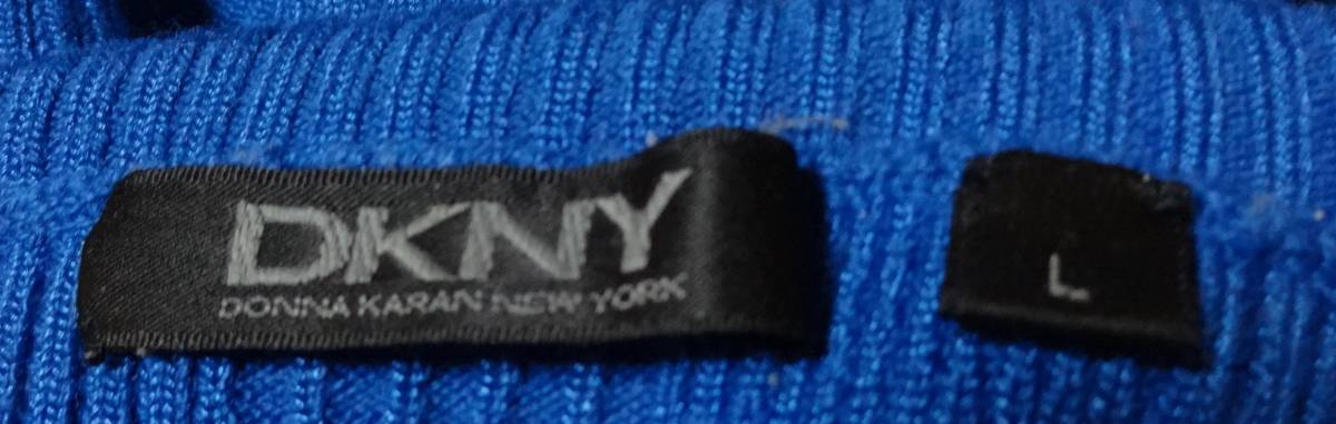 DKNY(ダナキャランニューヨーク）、青色Lサイズやや厚手タートル縦リブ編み長袖セーター、オンワード樫山㈱_画像2