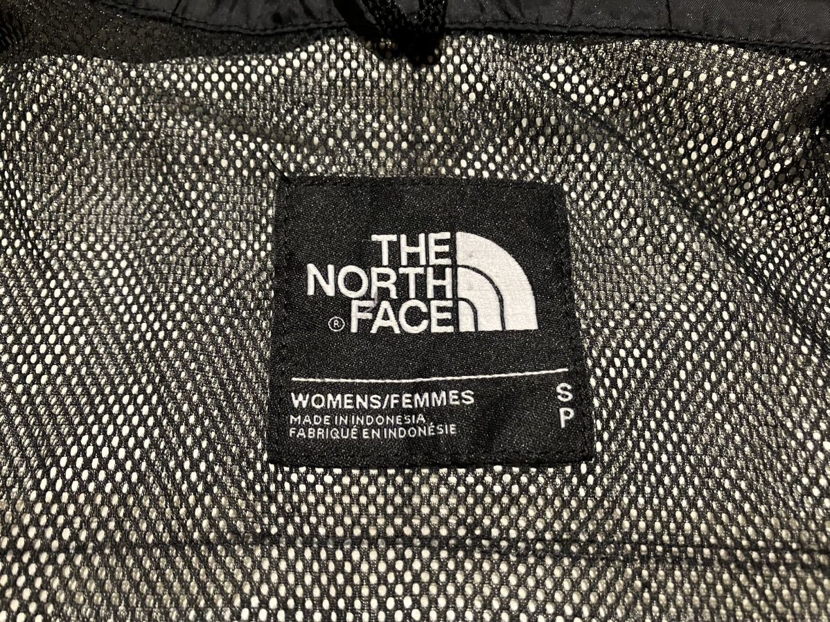 THE NORTH FACE USA輸入　レディースS 100円スタート　売り切り　ナイロンジャケット　マウンテンパーカー 黒　白　古着　ノースフェイス _画像2