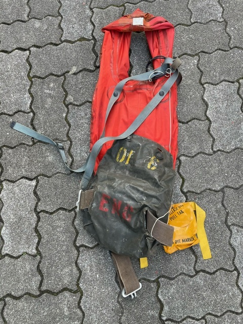 米軍放出品　LPP-1A LIFE PRESERVER BAG 80年代　救命胴衣 navy 送料無料_画像2