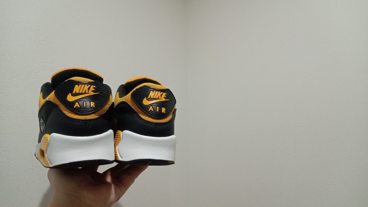 N26【特価/Used/入手困難】NIKE AIR MAX 90 KUMQUAT/UNIVERSITY GOLD/Jordan sb force atmos AIRMAX dunk acg supreme 1 2 4 95 97 _画像3