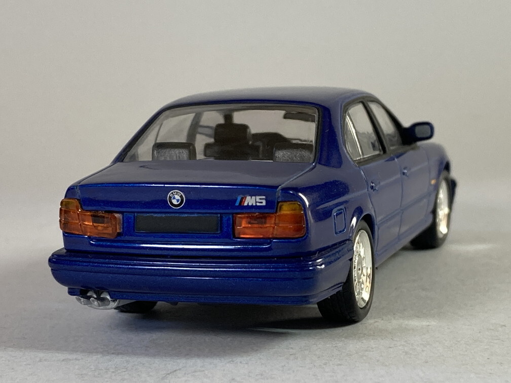 BMW M5 1985 1/43 - デルプラド delprado_画像5