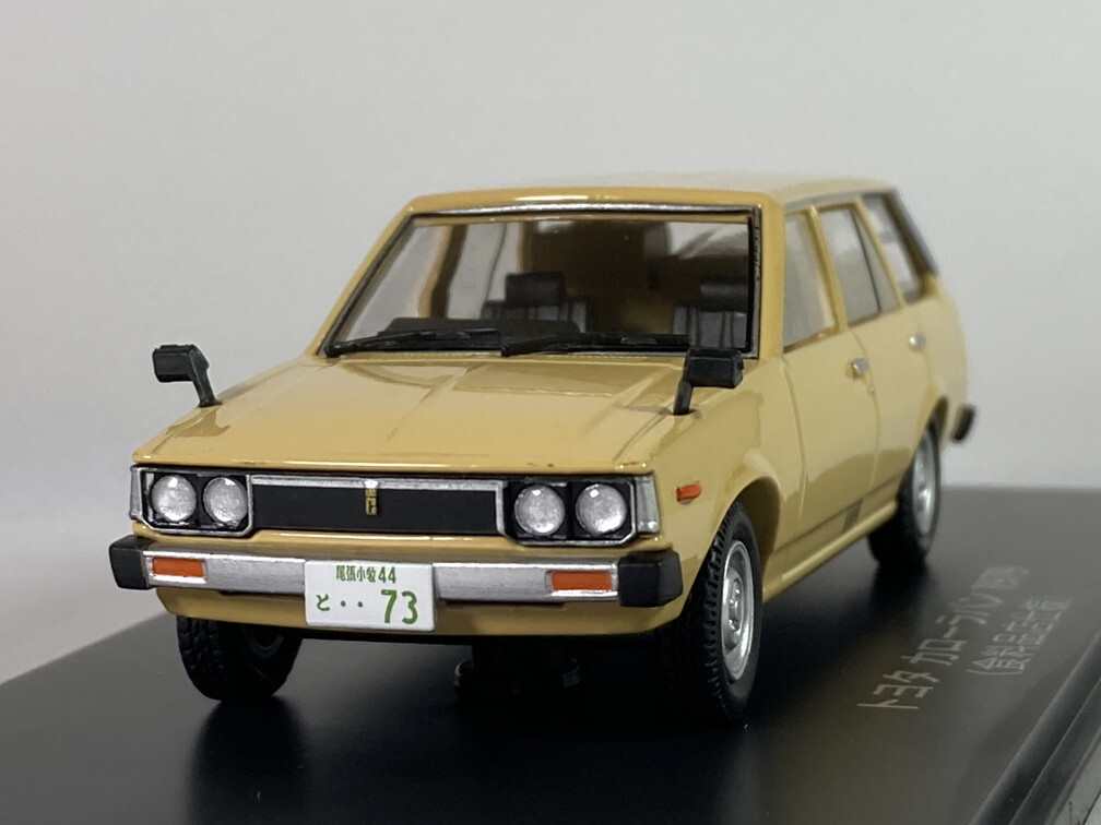 トヨタ カローラ バン 1979 (食料品店仕様) 1/43 - アシェット 懐かしの商用車コレクション_画像1