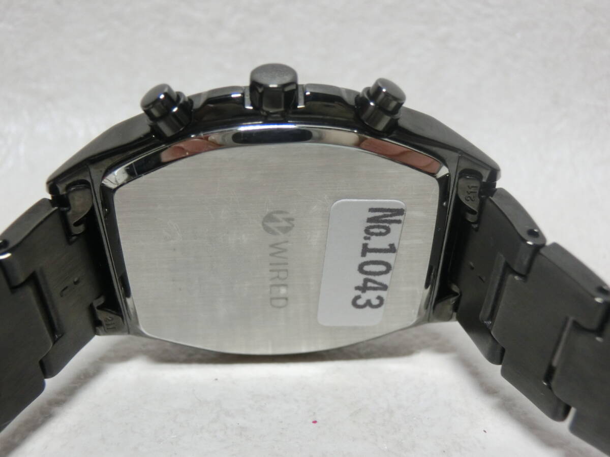 【№1043-O6004◎】中古品：WIRED クォーツ VR33-0AB0 メンズ腕時計 目たち物はありません