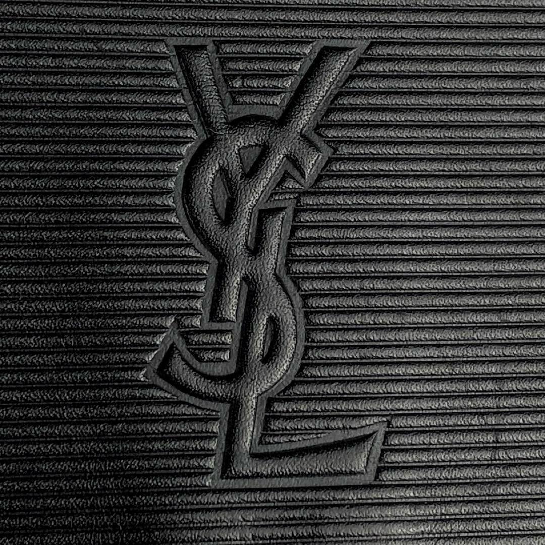 【美品】Yves Saint Laurent イヴサンローラン ショルダーバッグ 2way YSL カサンドラ ロゴ型押し ゴールド金具 レザー 黒 ブラック_画像3