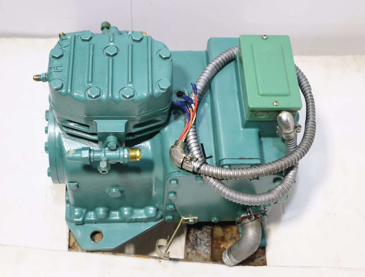 西P SANYO サンヨー モデル80513163 冷凍機コンプレッサー 三相 西P SANYO サンヨー モデル80513163 冷凍機コンプレッサー 三相