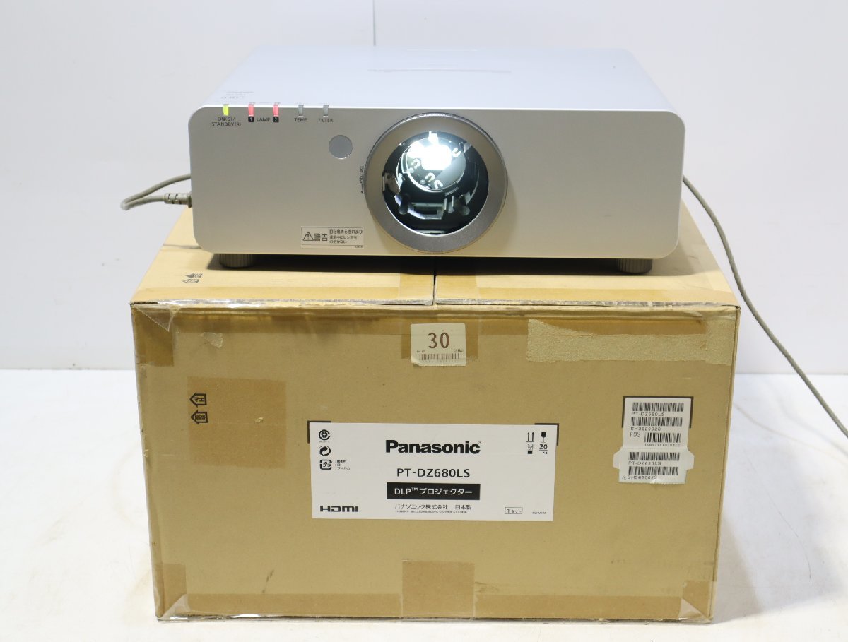 170☆Panasonic パナソニック DLP方式プロジェクター PT-DZ680LS リモコン・取扱説明書つき レンズなし☆3I-133