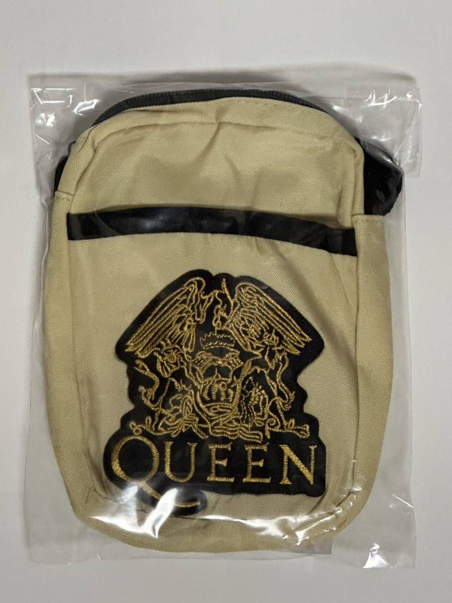 QUEEN(クィーン)ワッペン付き ポシェット ゴールド(黄色) (フレディマーキュリー)_画像4