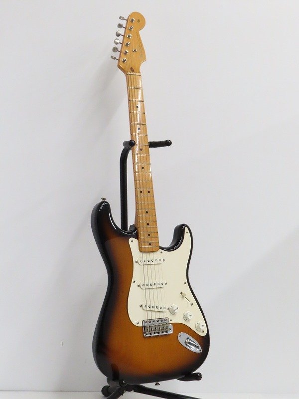 ▲▽Fender American Vintage 57 Stratocaster 1993年製 ストラトキャスター HECTOR MONTES フェンダーUSA ケース付△▼019437012m△▼_画像2