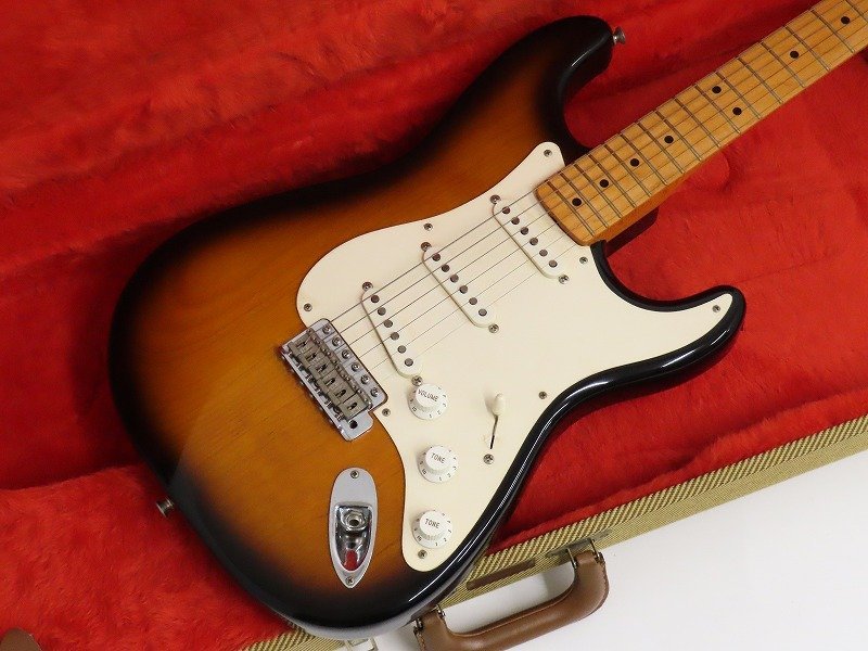 ▲▽Fender American Vintage 57 Stratocaster 1993年製 ストラトキャスター HECTOR MONTES フェンダーUSA ケース付△▼019437012m△▼_画像1