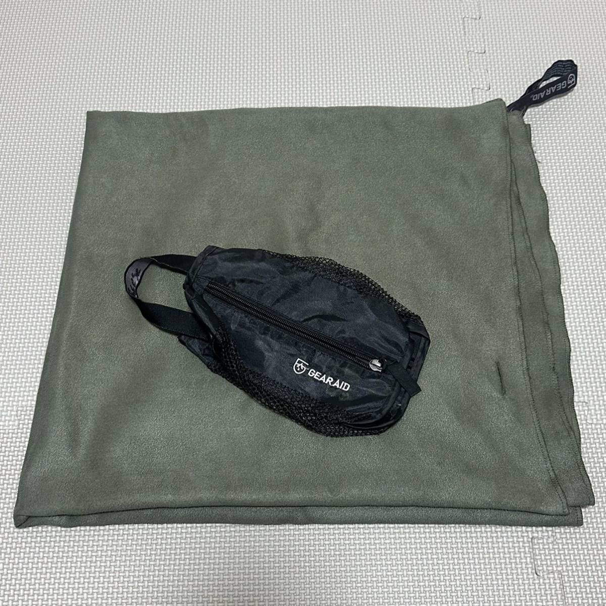 ☆ポーチ付き☆ OKINAWA 米軍放出品 GEAR AID ドライタオル 吸収性 最強 XLARGE [NO.A0047]_画像1