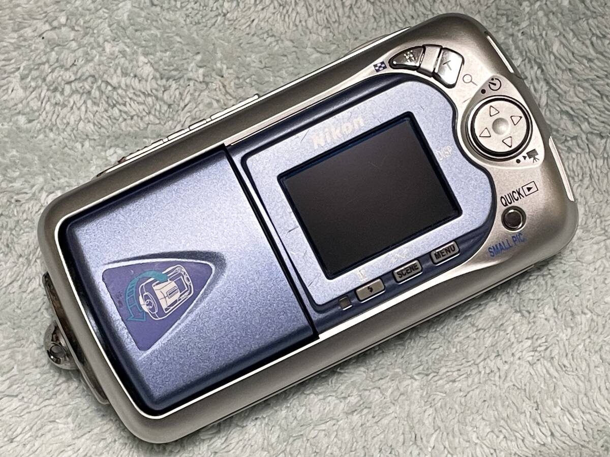 即決 Nikon インナースイバルデジカメ COOLPIX 2500 E2500/回転 即決 Nikon インナースイバルデジカメ COOLPIX 2500 E2500/回転