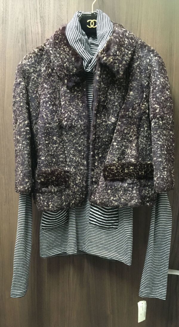 ■限定SALE■新品タグ付! Chanel 05A パリ×東京 可愛い!カメリア2個付き! cashmere アンゴラ ニットチュニック トップ 38 M～L 9号～11号_別出品とのコーディネート例