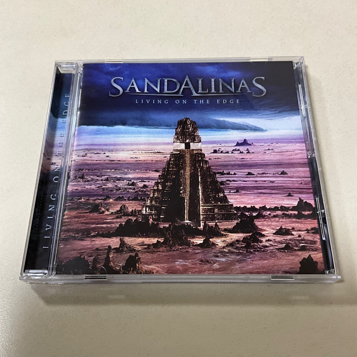 北欧メタル Sandalinas Living On The Edge/Apollo Papathanasio_画像1