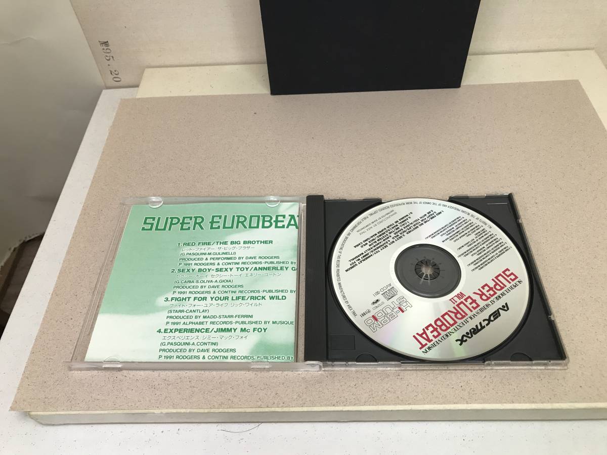 CD　SUPER EUROBEAT VOL.11 スーパーユーロビート　_画像2