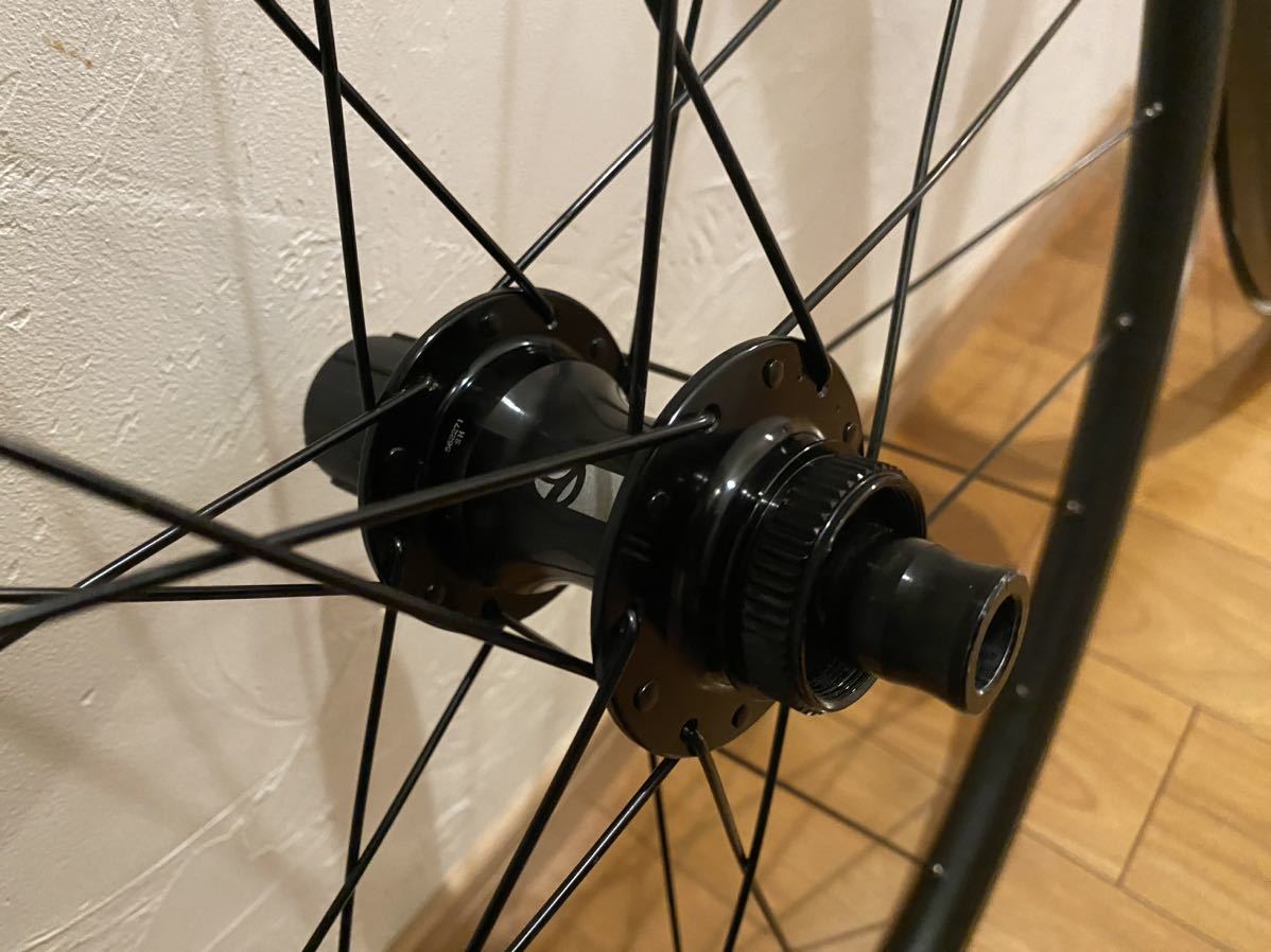 ボントレガー BONTRAGER アフィニティTLRディスク AFFINITY TLR DISC　前後_画像3