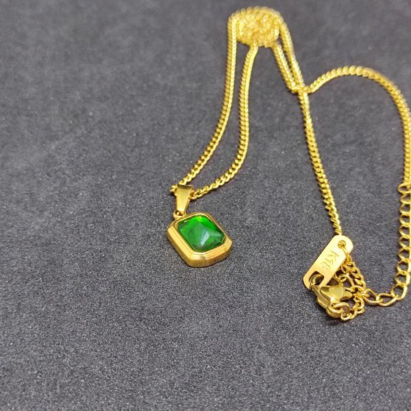 Emerald 18k Gold Plated レディース ネックレス 18K 印字あり k18 金 エメラルド_画像4