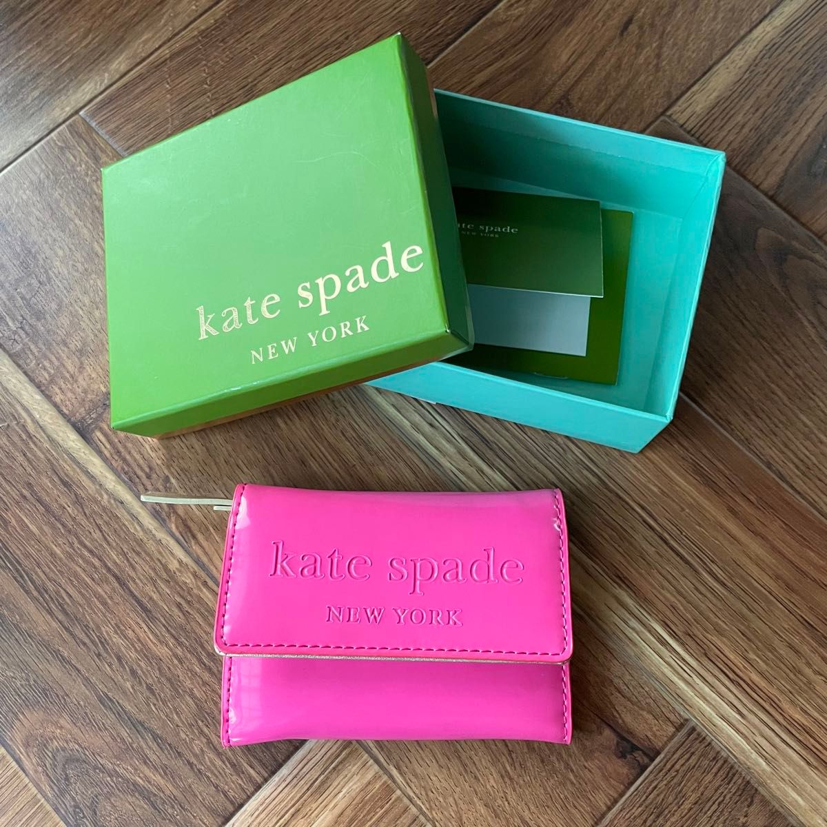 美品 ケイトスペード キーケース 定期入れ 小銭入れ 箱付き パスケース kate spade new york