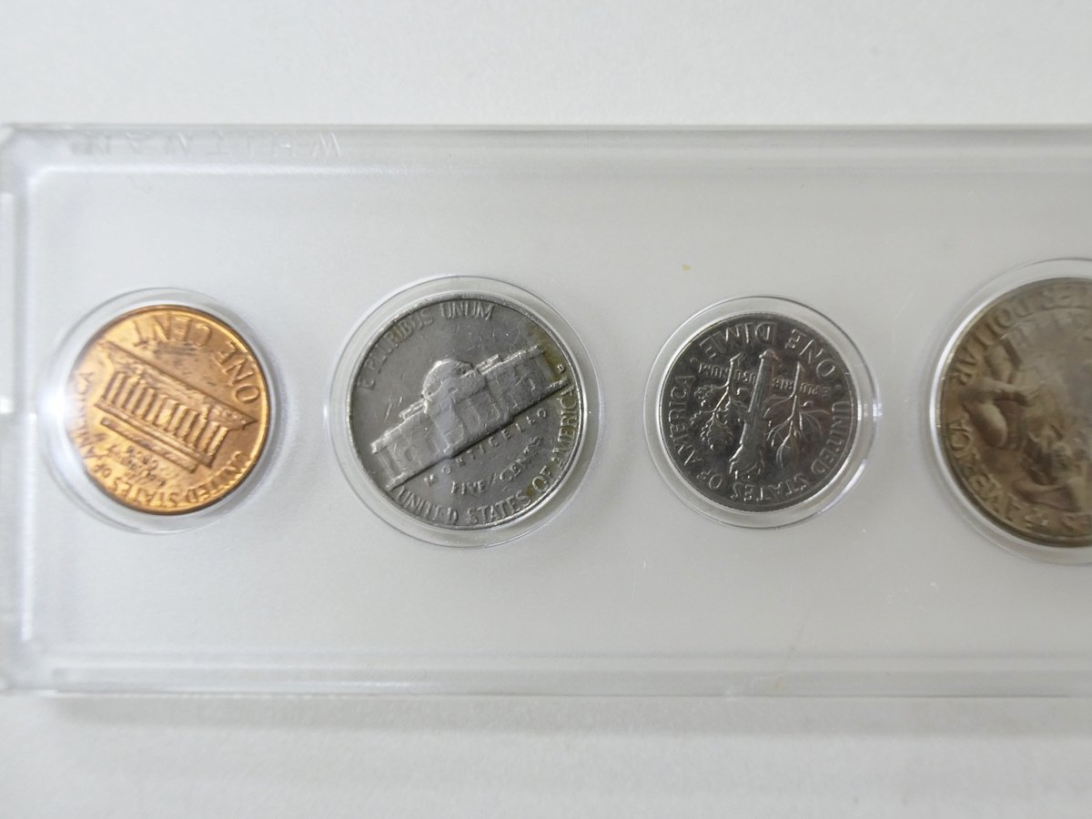 【1】　アメリカ　リバティコインセット6P　1776-1976　 USA LIBERTY　外国コイン_画像5