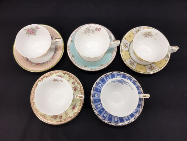 sa☆/ 未使用品 NARUMI CHINA ナルミチャイナ カップ&ソーサー 5客アソート碗皿 絵変わり 箱付き　/DY-2491_画像2