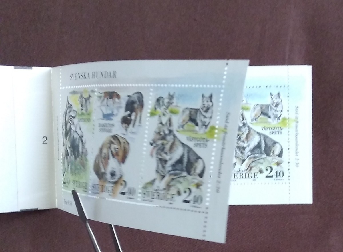 スウェーデン　1989.10.7 スウェーデンの犬　ミニ切手帳　3完連刷×2ページ 未使用　動物　イヌ　_3種連刷×2ページ