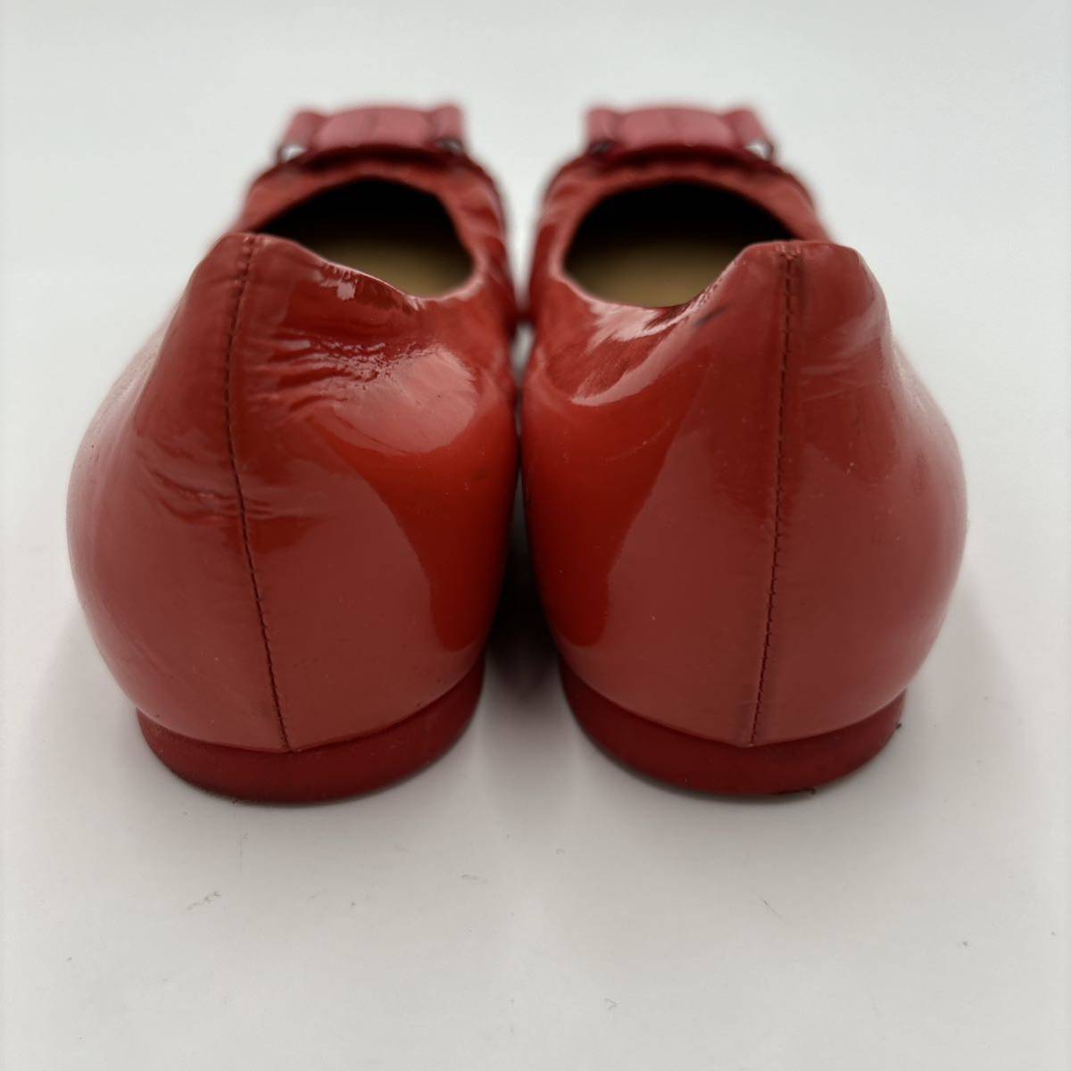 E ＊ イタリア製 '高級婦人靴' Salvatore Ferragamo サルヴァトーレフェラガモ 本革 ヴァラ フラット パンプス / バレエシューズ 7C 24cm_画像5