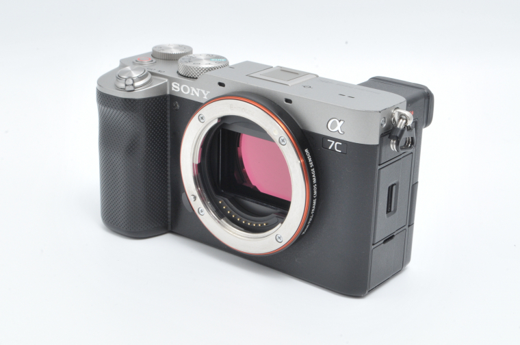 Sony Alpha a7C 24.2MP Mirrorless Camera body Silver ミラーレス一眼 /元箱、付属品あり [美品] #34_画像3