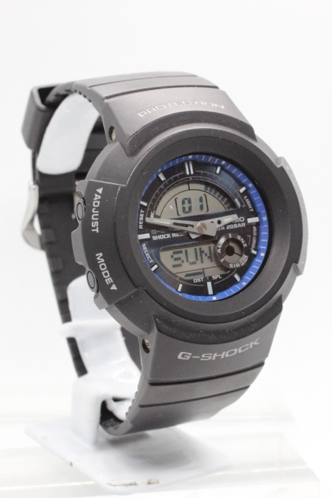 【CASIO】G-SHOCK ANALOG-DIGITAL AW-582C-2AJF 中古品時計 電池交換済み 24.2.4　_画像4