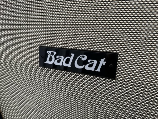正常動作品 Bad Cat COUGAR412 CELESTION G12P-80 12インチ4発搭載 バッドキャット クーガー ギター用 キャビネット スピーカー_画像2
