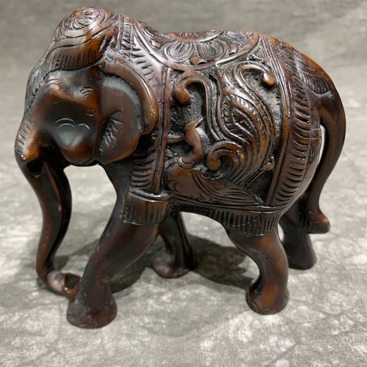 置物 オブジェ 縁起物 金属製　陶器　美術工芸品　ニワトリ　鶏　ゾウ　象　飾り物_画像6