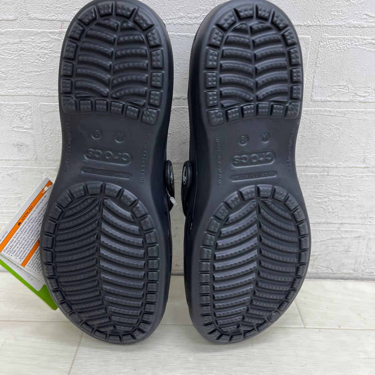 1365◎ 新品未使用 CROCS クロックス 靴 シューズ サンダル ストラップ フラット ソール ブラック レディースW9_画像4