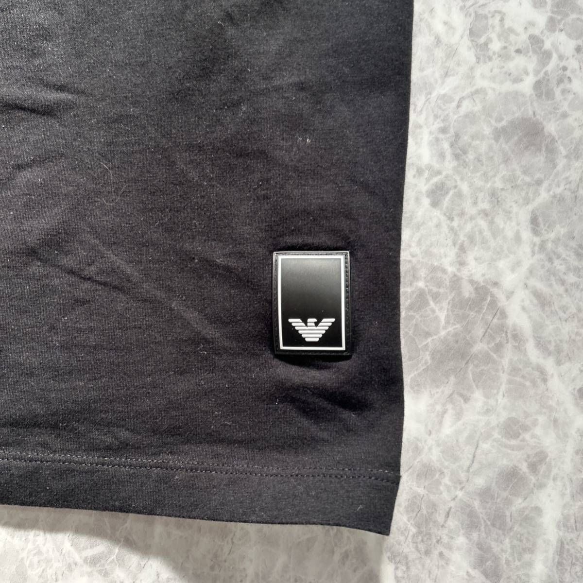 I @ 古着 '高級感溢れる' EMPORIO ARMANI エンポリオアルマーニ 半袖 VネックTシャツ / カットソー sizeS メンズ 紳士服 トップス BLACK_画像5