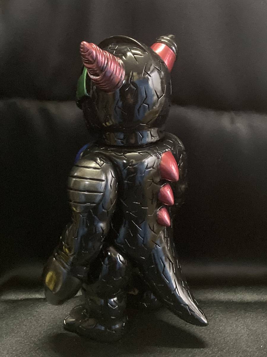 リアルヘッド × カイジュウブルー 怪獣武龍 メタリック ソフビ リアルヘッド × カイジュウブルー 怪獣武龍 メタリック ソフビ