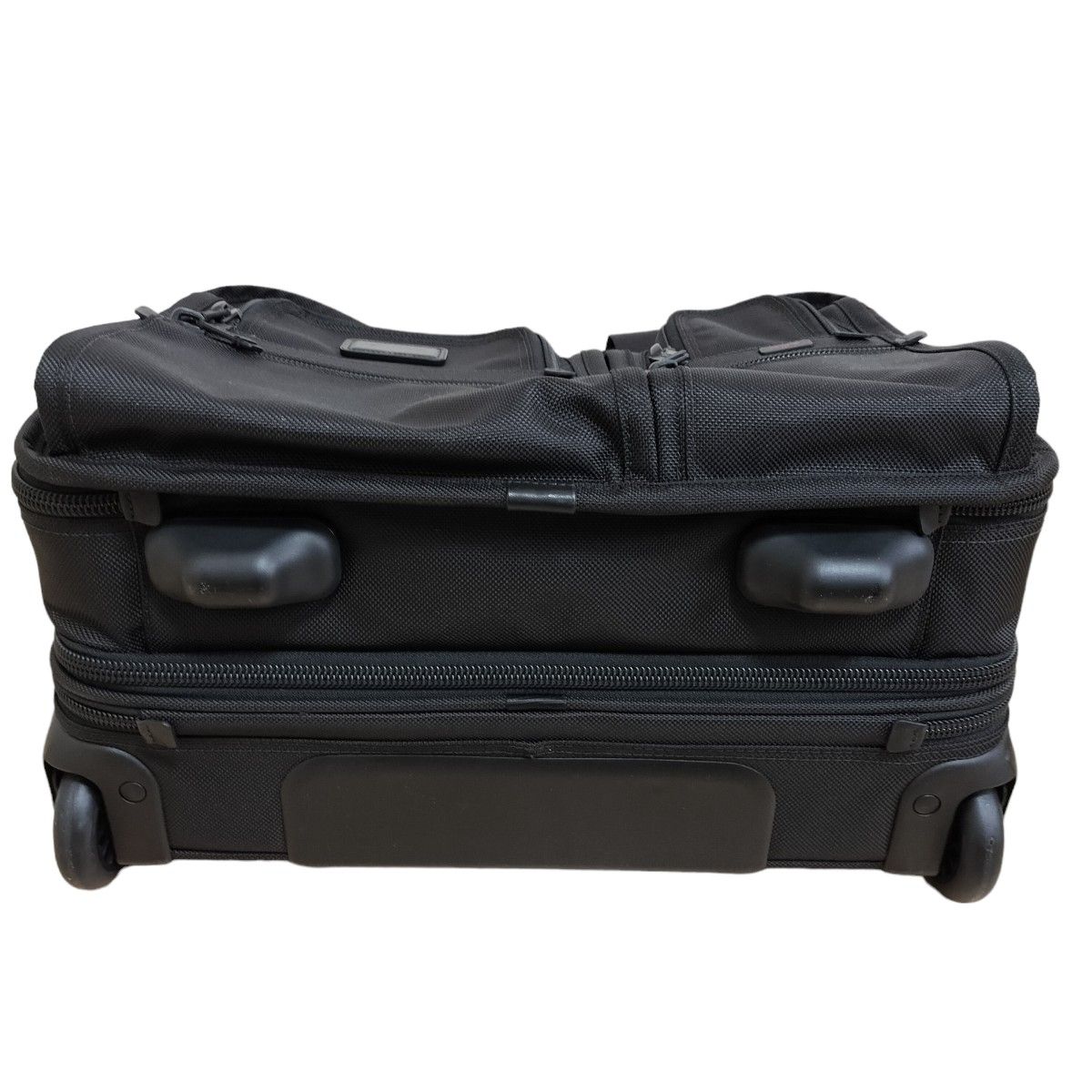 希少 未使用】TUMI トゥミ ビジネスキャリーバッグ 26103DH 拡張 希少 未使用】TUMI トゥミ ビジネスキャリーバッグ 26103DH 拡張