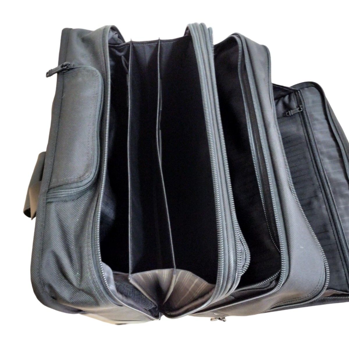 希少 未使用】TUMI トゥミ ビジネスキャリーバッグ 26103DH 拡張 希少 未使用】TUMI トゥミ ビジネスキャリーバッグ 26103DH 拡張